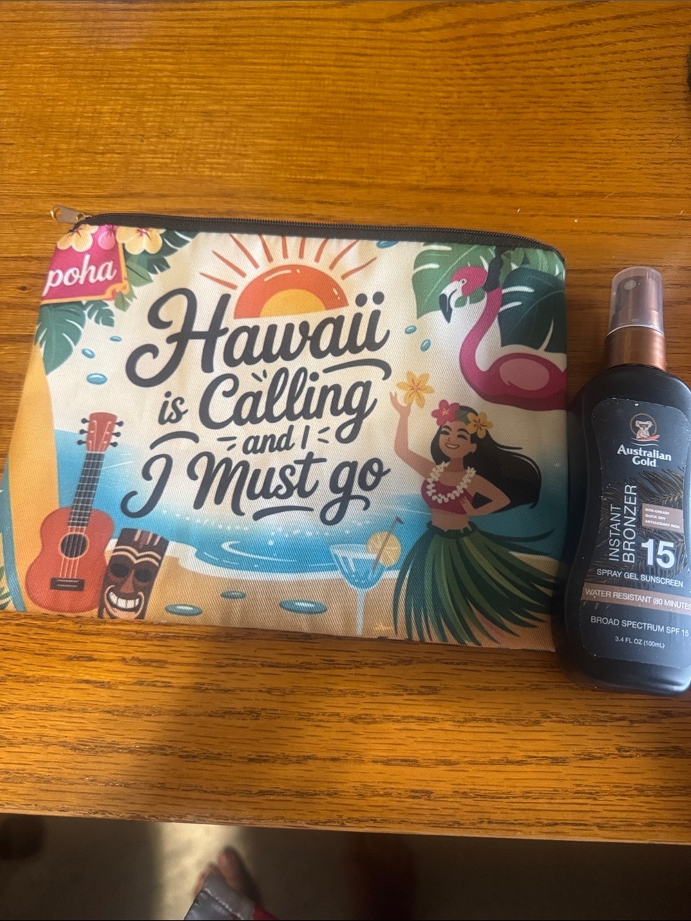 Hawaii Beach Zip Pouch - Tropical Print NWT- bonus Australian gold instant bronz